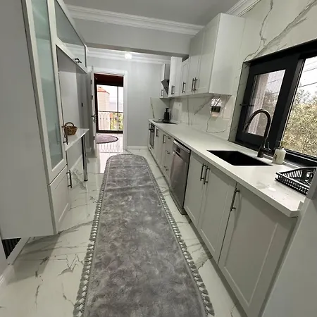 Pearl Mansion-2 Sea View 3br Duplex Villa, Near Seaside In Cunda Apartment