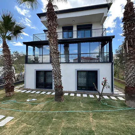 Pearl Mansion-2 Sea View 3br Duplex Villa, Near Seaside In Cunda Ayvalik