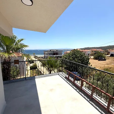 Pearl Mansion-2 Sea View 3br Duplex Villa, Near Seaside In Cunda Ayvalik